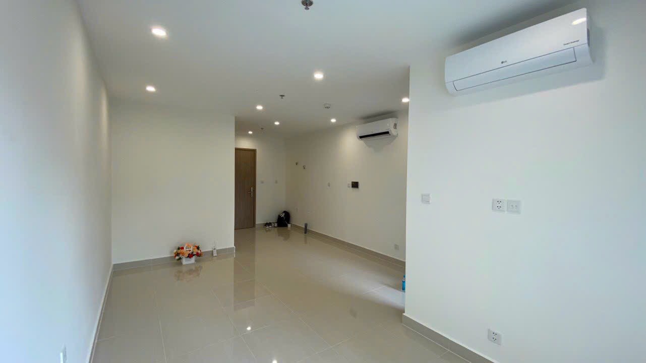 Bán căn hộ Vinhomes Grand Park Studio – The Origami – View tầng cao công viên hồ bơi – Giá 1,8 tỷ