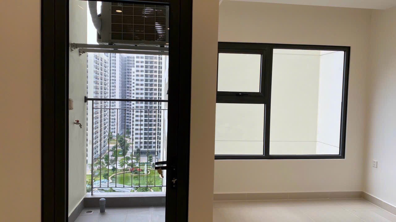 Bán căn hộ Vinhomes Grand Park Studio – The Origami – View tầng cao công viên hồ bơi – Giá 1,8 tỷ