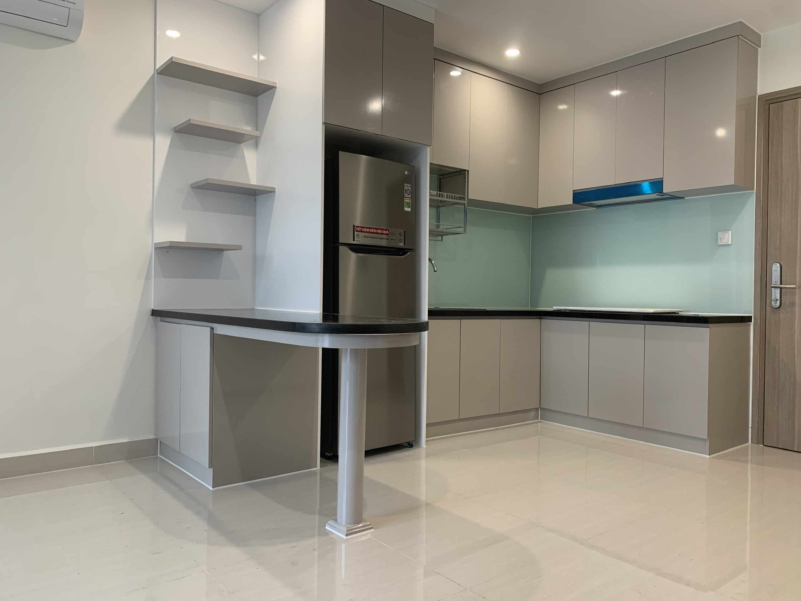 BÁN GẤP CĂN HỘ 2PN – GIÁ CHỈ 3 TỶ TẠI THE RAINBOW, VINHOMES GRAND PARK QUẬN 9