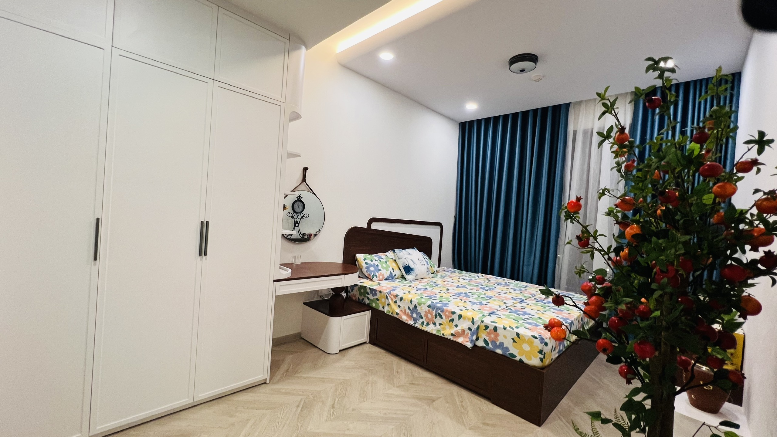 BÁN CĂN HỘ MASTERI CENTRE POINT – FULL NỘI THẤT GỖ CAO CẤP, KHÔNG GIAN SANG TRỌNG, DỌN VÀO Ở NGAY