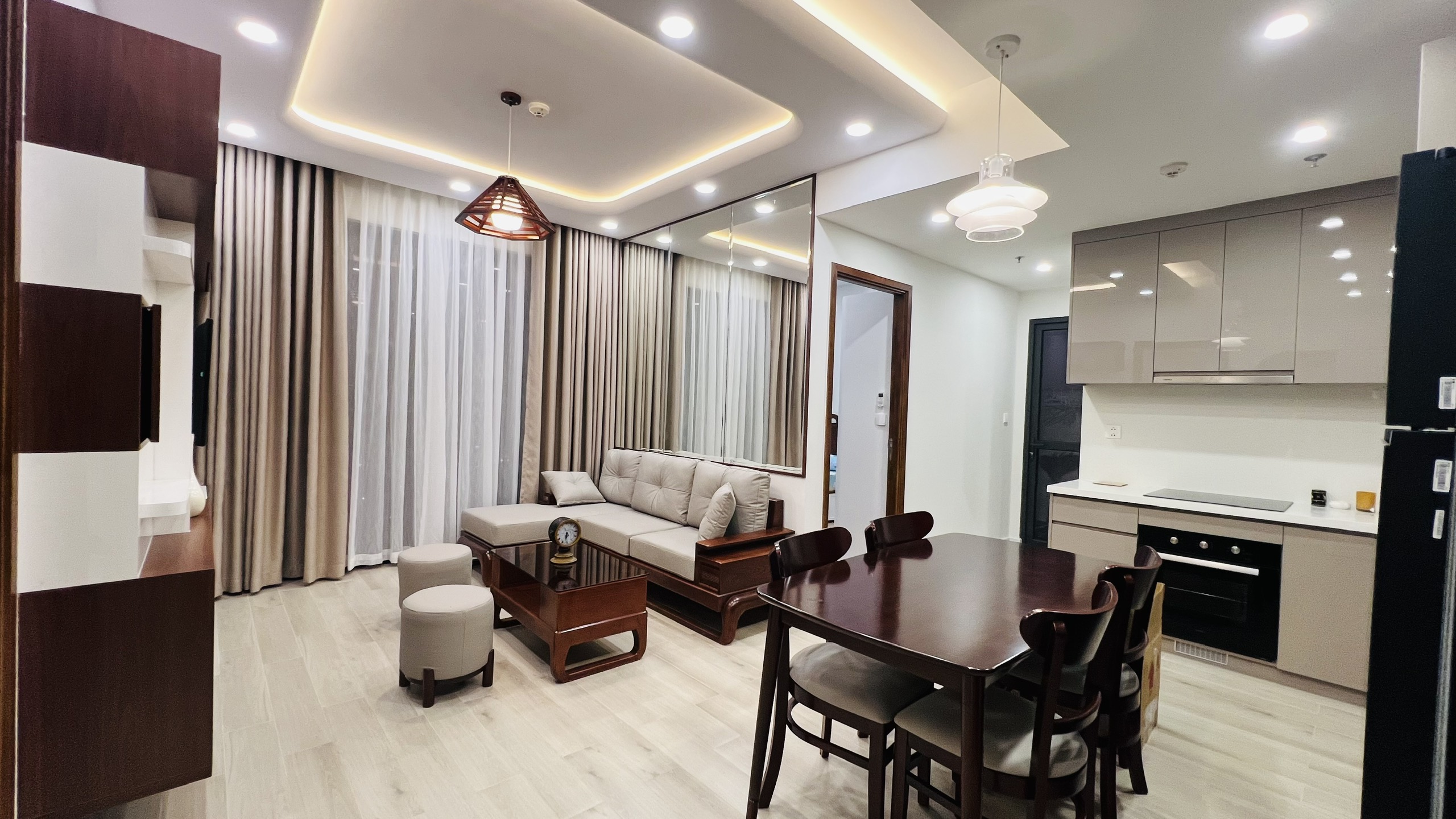 BÁN CĂN HỘ MASTERI CENTRE POINT – FULL NỘI THẤT GỖ CAO CẤP, KHÔNG GIAN SANG TRỌNG, DỌN VÀO Ở NGAY - ảnh 5