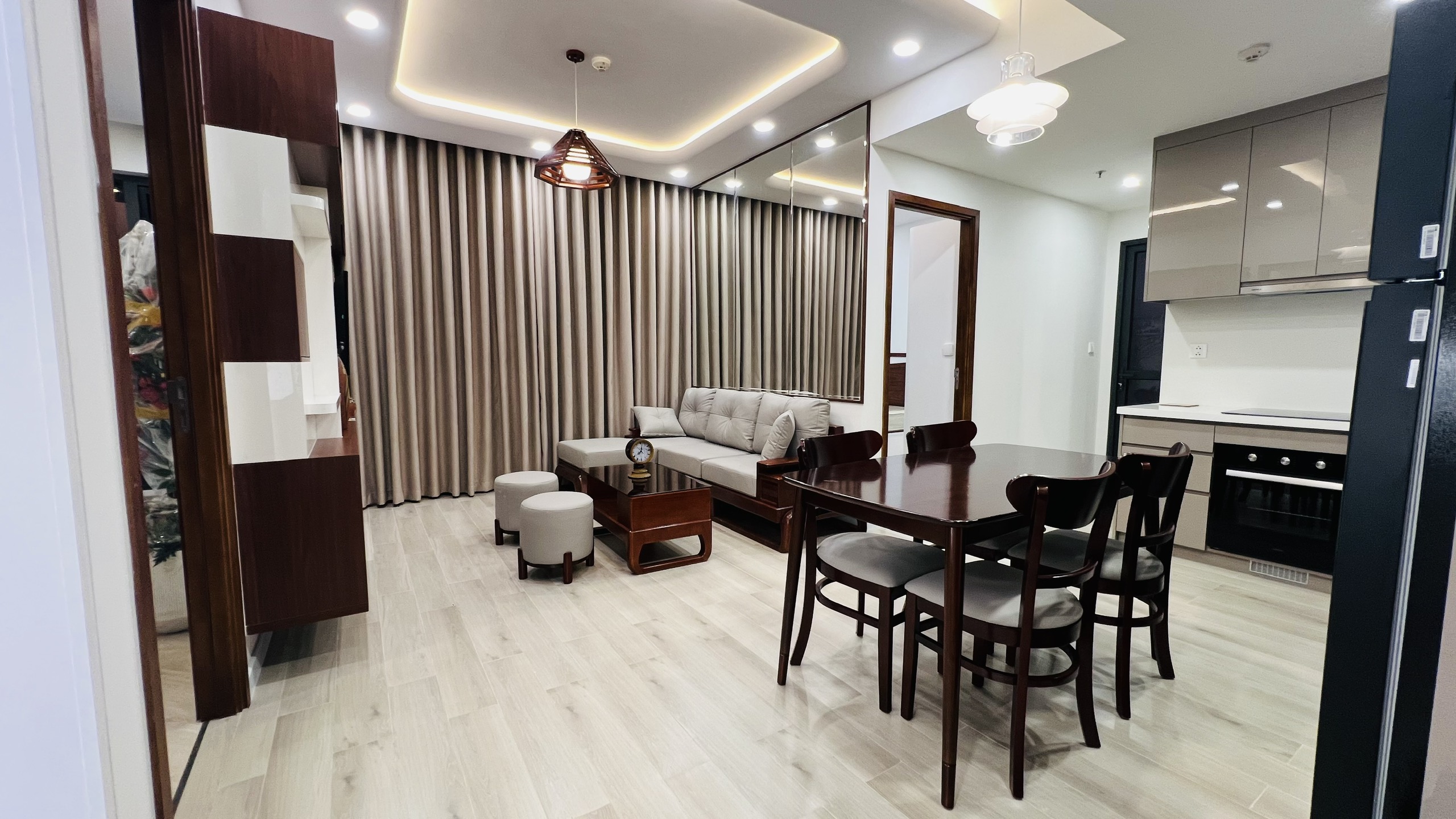 BÁN CĂN HỘ MASTERI CENTRE POINT – FULL NỘI THẤT GỖ CAO CẤP, KHÔNG GIAN SANG TRỌNG, DỌN VÀO Ở NGAY - ảnh 8