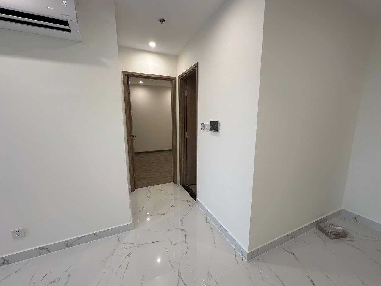 Bán Căn Hộ 2PN The Beverly Solari Vinhomes Grand Park Tầng Cao - View Trực Diện Hồ Bơi, Nhà Mới CĐT - ảnh 6