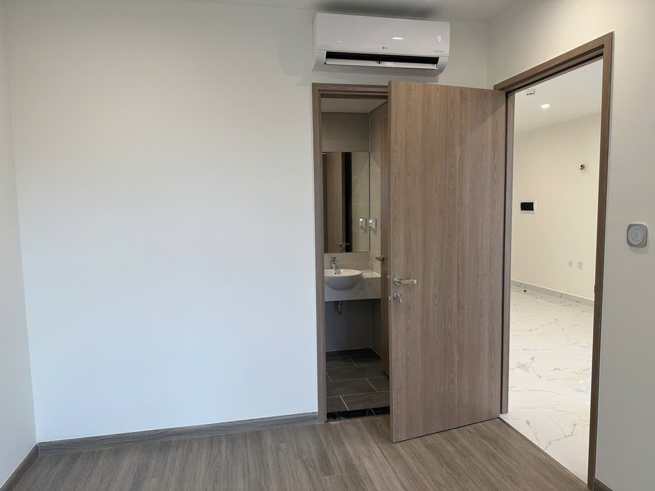 Bán Căn Hộ 2PN The Beverly Solari Vinhomes Grand Park Tầng Cao - View Trực Diện Hồ Bơi, Nhà Mới CĐT - ảnh 7