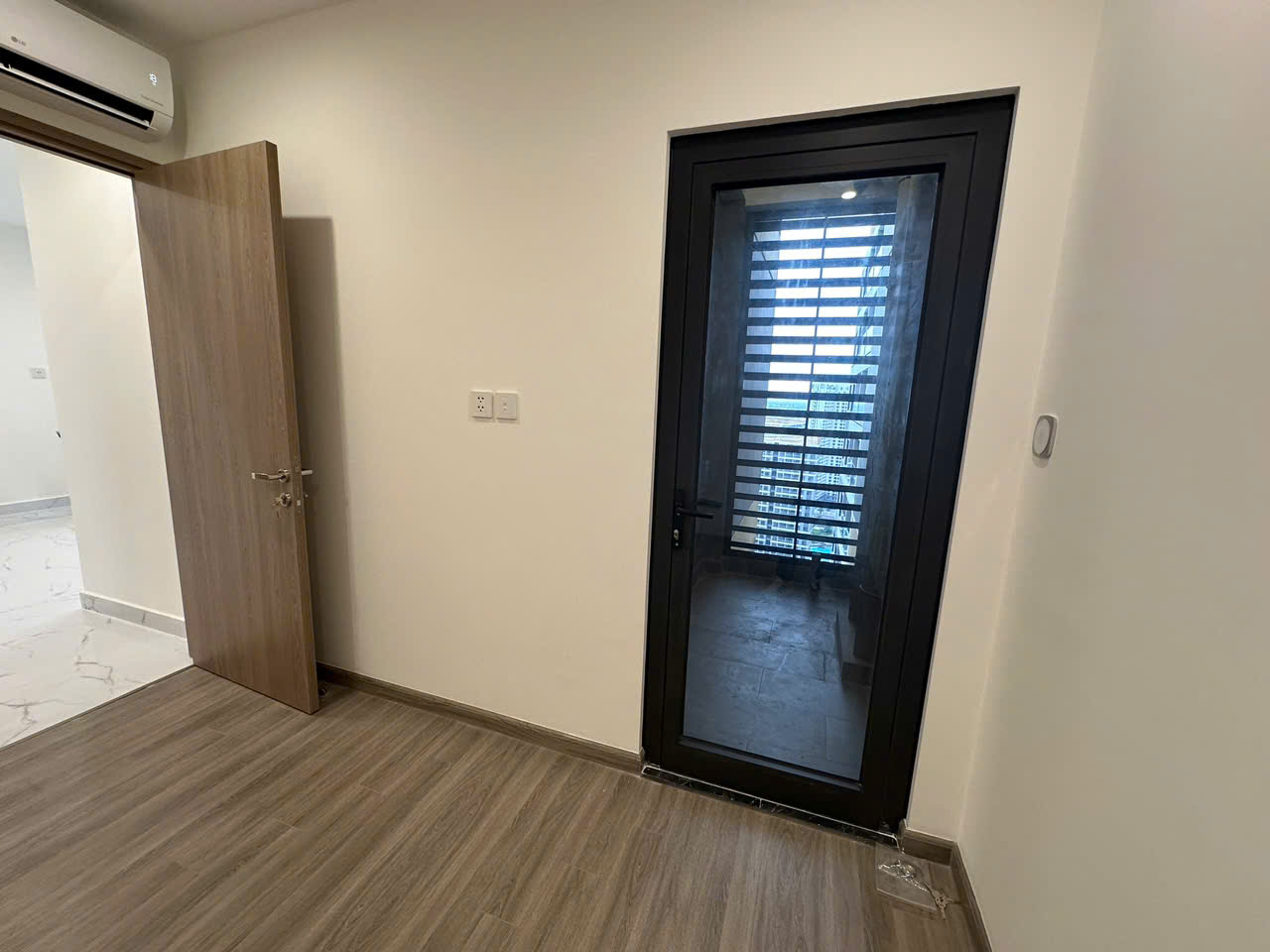 Bán Căn Hộ 2PN The Beverly Solari Vinhomes Grand Park Tầng Cao - View Trực Diện Hồ Bơi, Nhà Mới CĐT - ảnh 9