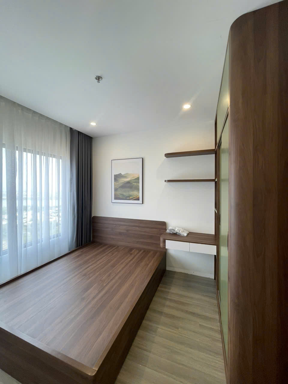 Bán Hoặc Cho Thuê Căn Hộ 2PN Full Nội Thất – The Beverly Solari Vinhomes Grand Park