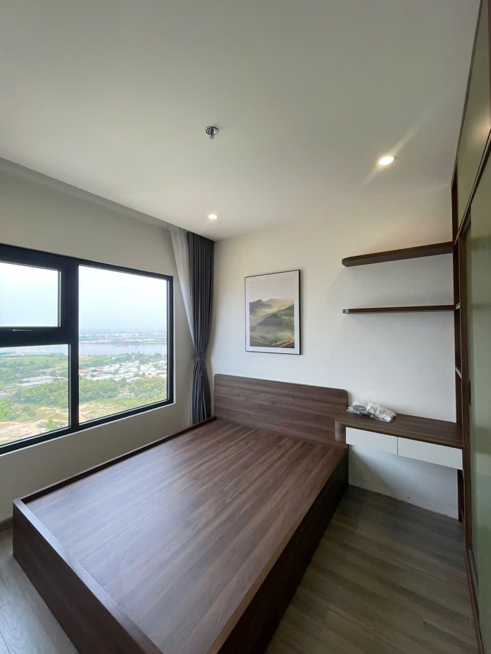 Bán Hoặc Cho Thuê Căn Hộ 2PN Full Nội Thất – The Beverly Solari Vinhomes Grand Park