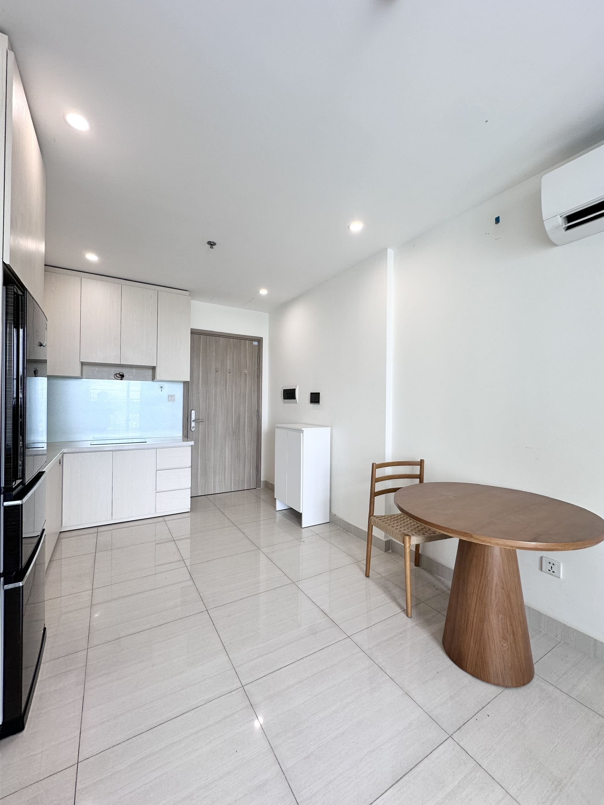 Bán căn hộ 2PN1WC The Rainbow – Vinhomes Grand Park | Full nội thất cao cấp | Giá chỉ 2.8 tỷ - ảnh 2