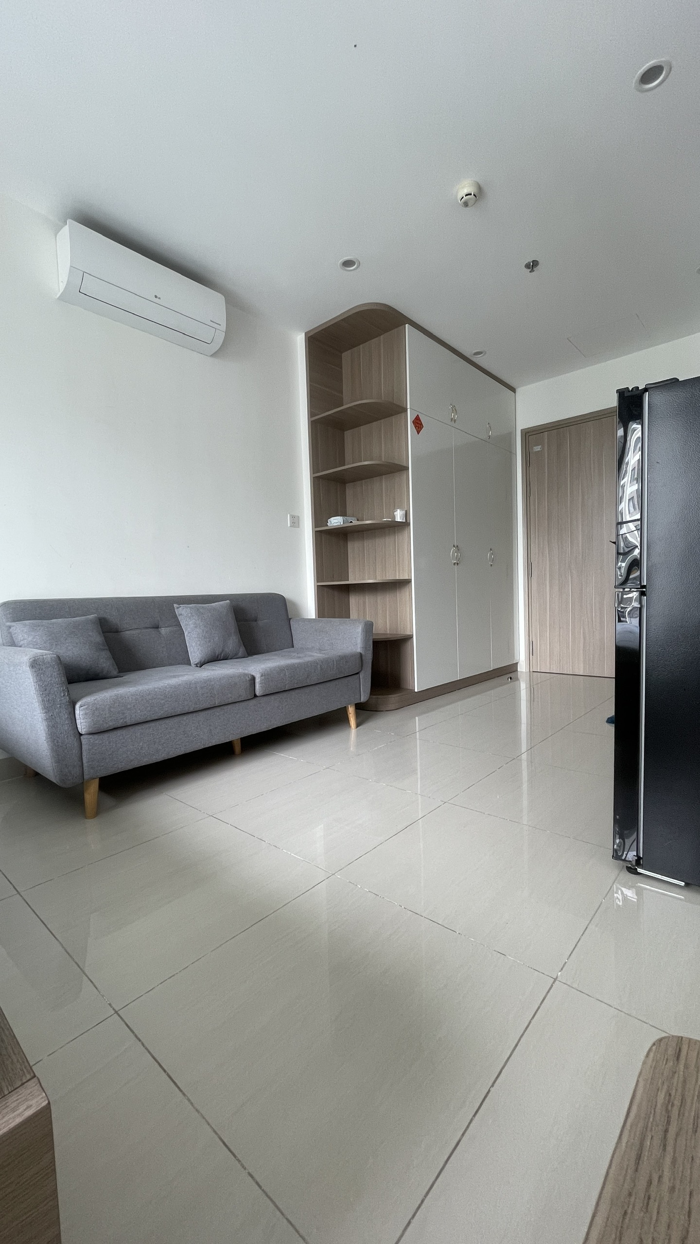 Bán căn hộ Studio The Origami – Vinhomes Grand Park | Full nội thất – Hướng Đông Bắc – Giá chỉ 2.02 tỷ