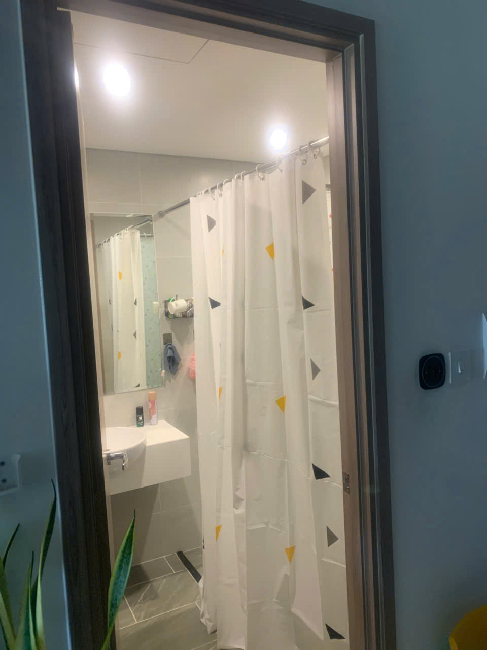 BÁN CĂN HỘ STUDIO THE BEVERLY SOLARI VINHOMES GRAND PARK – FULL NỘI THẤT – VIEW NGOẠI KHU XANH MÁT – GIÁ TỐT