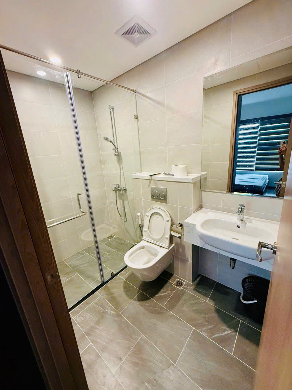 CHO THUÊ CĂN HỘ 2PN2WC VINHOMES GRAND PARK – GLORY HEIGHTS  View nội khu đẹp – Tầng cao – Full nội thất – Vào ở ngay