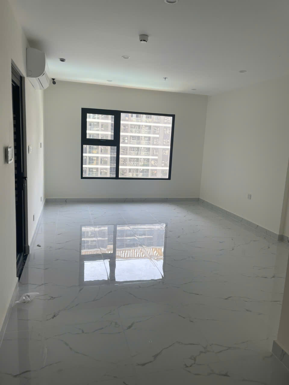 Bán Căn Hộ Studio Glory Heights – Tòa GH3 – Kế Cận Vincom Mega Mall – Giá 2 Tỷ