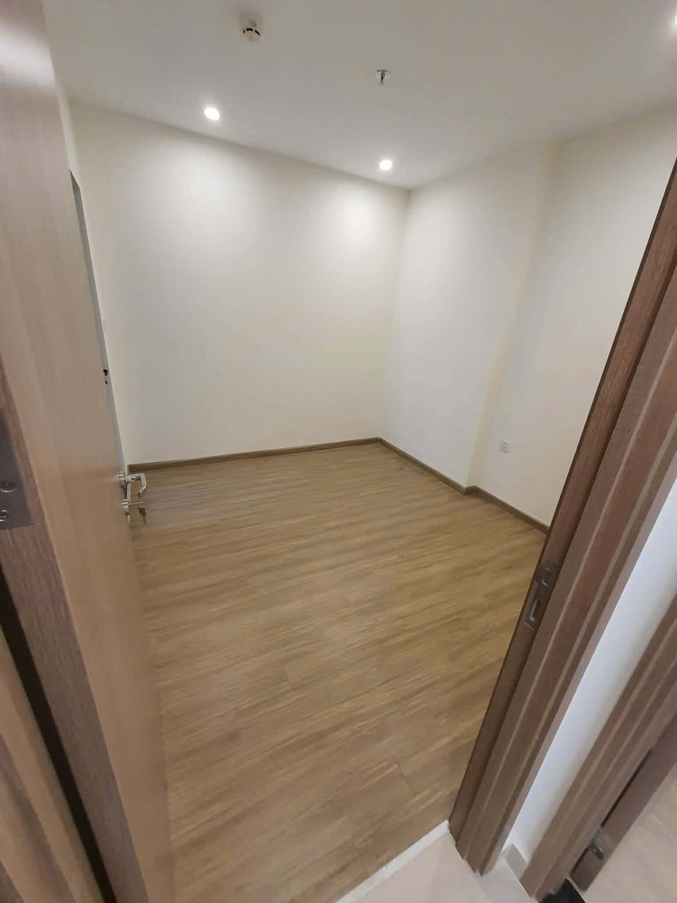 Cho Thuê Căn Hộ Vinhomes Grand Park – The Origami 2PN 2WC | Tầng Cao | View Nội Khu | Nhà Trống – Hoàn Thiện Cơ Bản