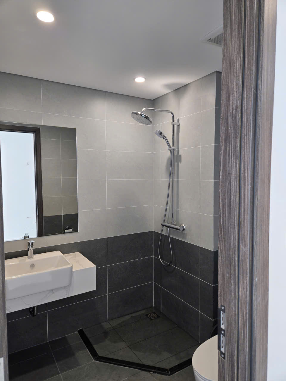 BÁN CĂN HỘ STUDIO THE BEVERLY – VỊNHOMES GRAND PARK  Tầng thấp – View ngoại khu xanh mát – Hoàn thiện cơ bản từ CĐT