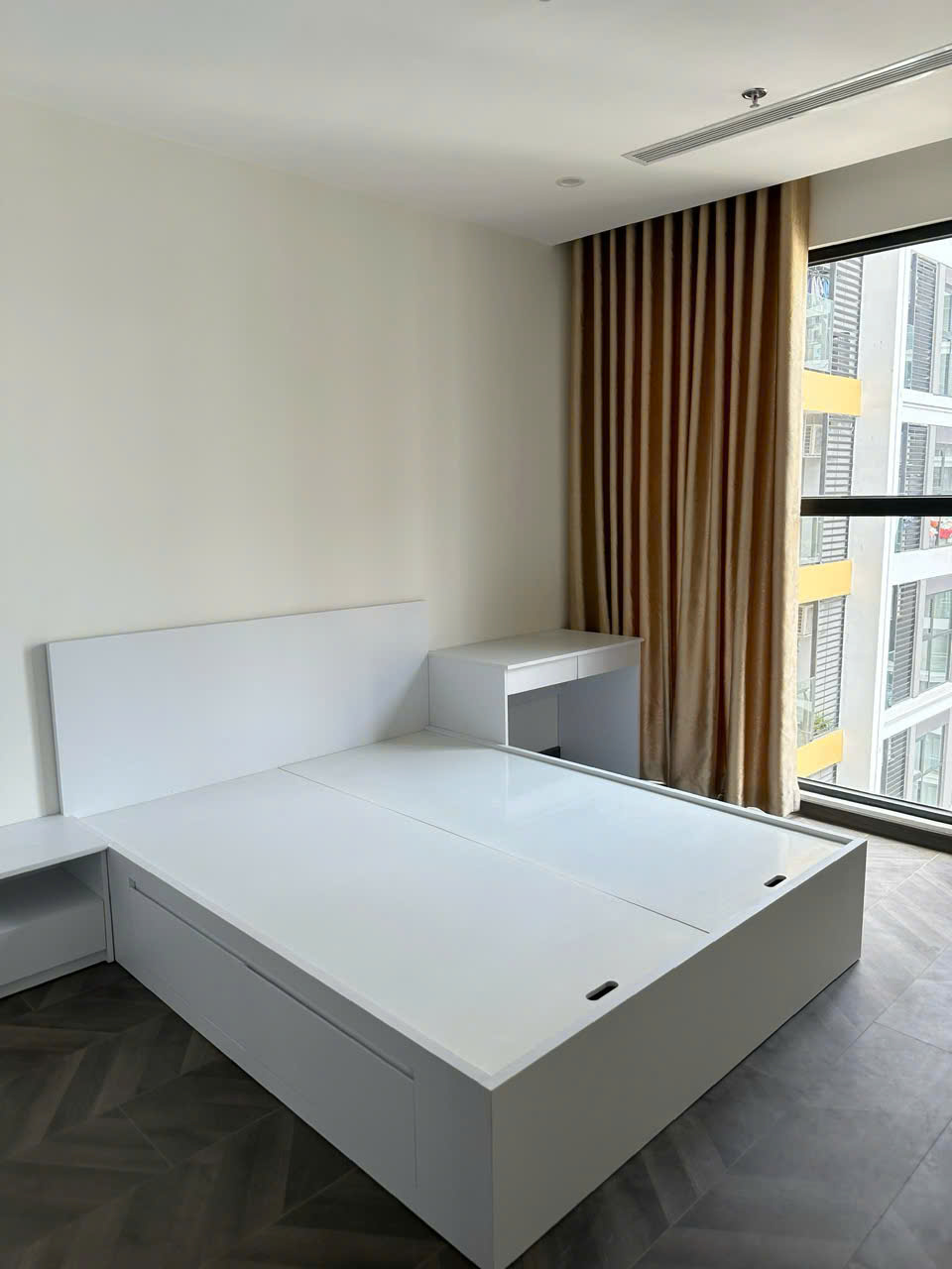Bán căn hộ Vinhomes Grand Park 2PN 2WC – The Beverly – Nội thất cơ bản – View hồ bơi tầng cao - ảnh 10