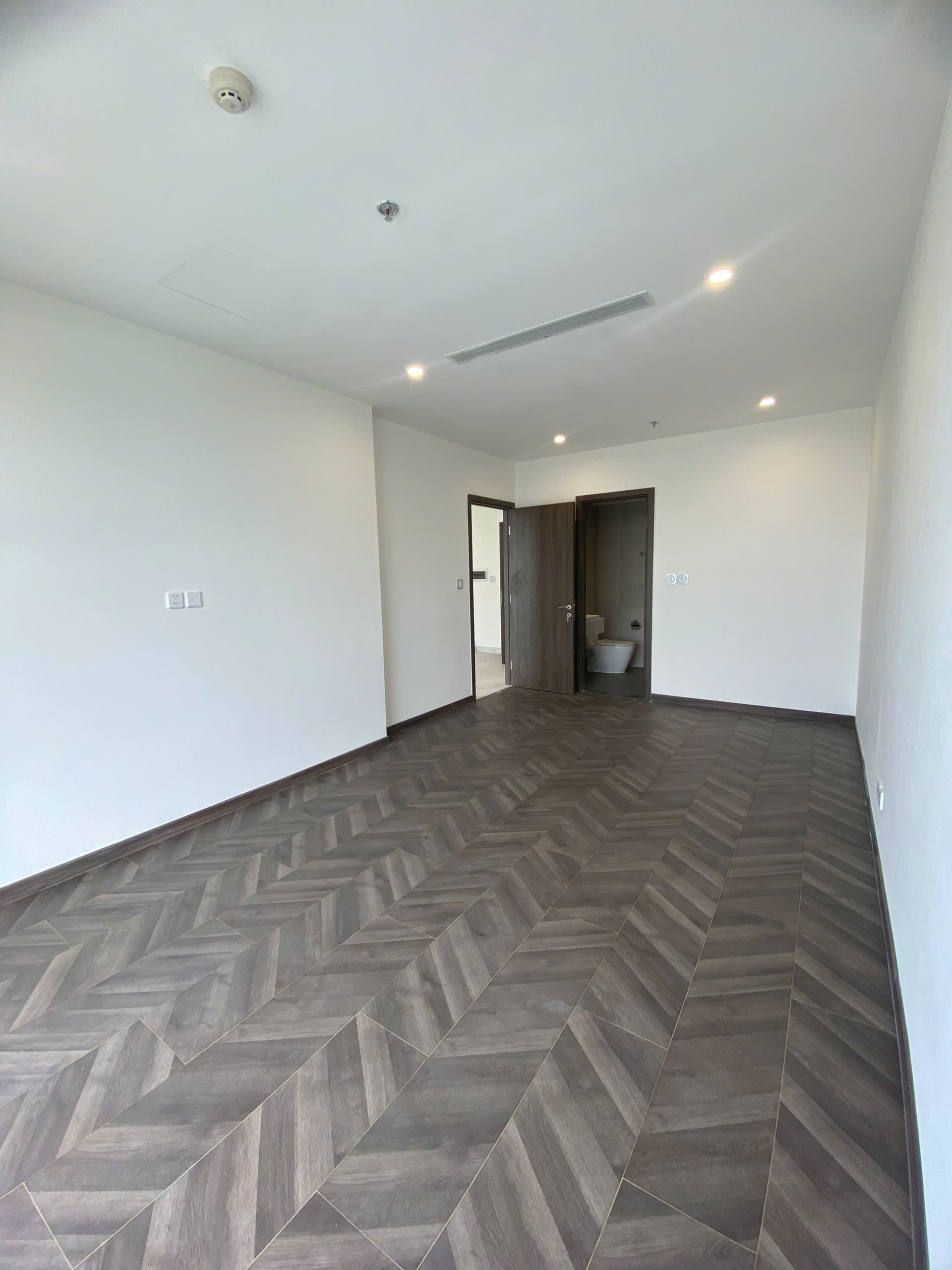 BÁN CĂN HỘ THE BEVERLY VINHOMES GRAND PARK – VIEW NGOẠI KHU SÔNG ĐỒNG NAI – HOÀN THIỆN CƠ BẢN TỪ CĐT