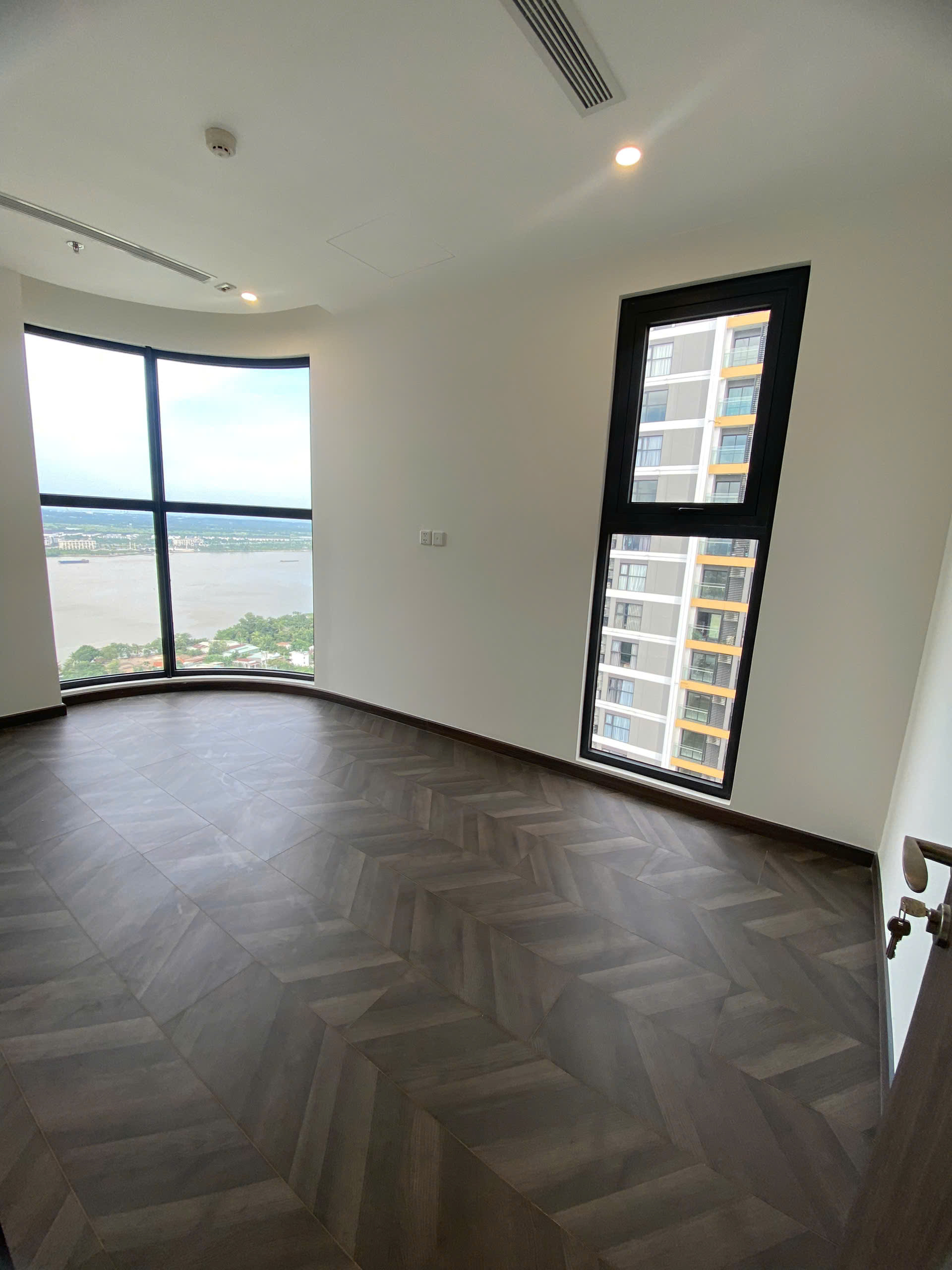 BÁN CĂN HỘ THE BEVERLY VINHOMES GRAND PARK – VIEW NGOẠI KHU SÔNG ĐỒNG NAI – HOÀN THIỆN CƠ BẢN TỪ CĐT