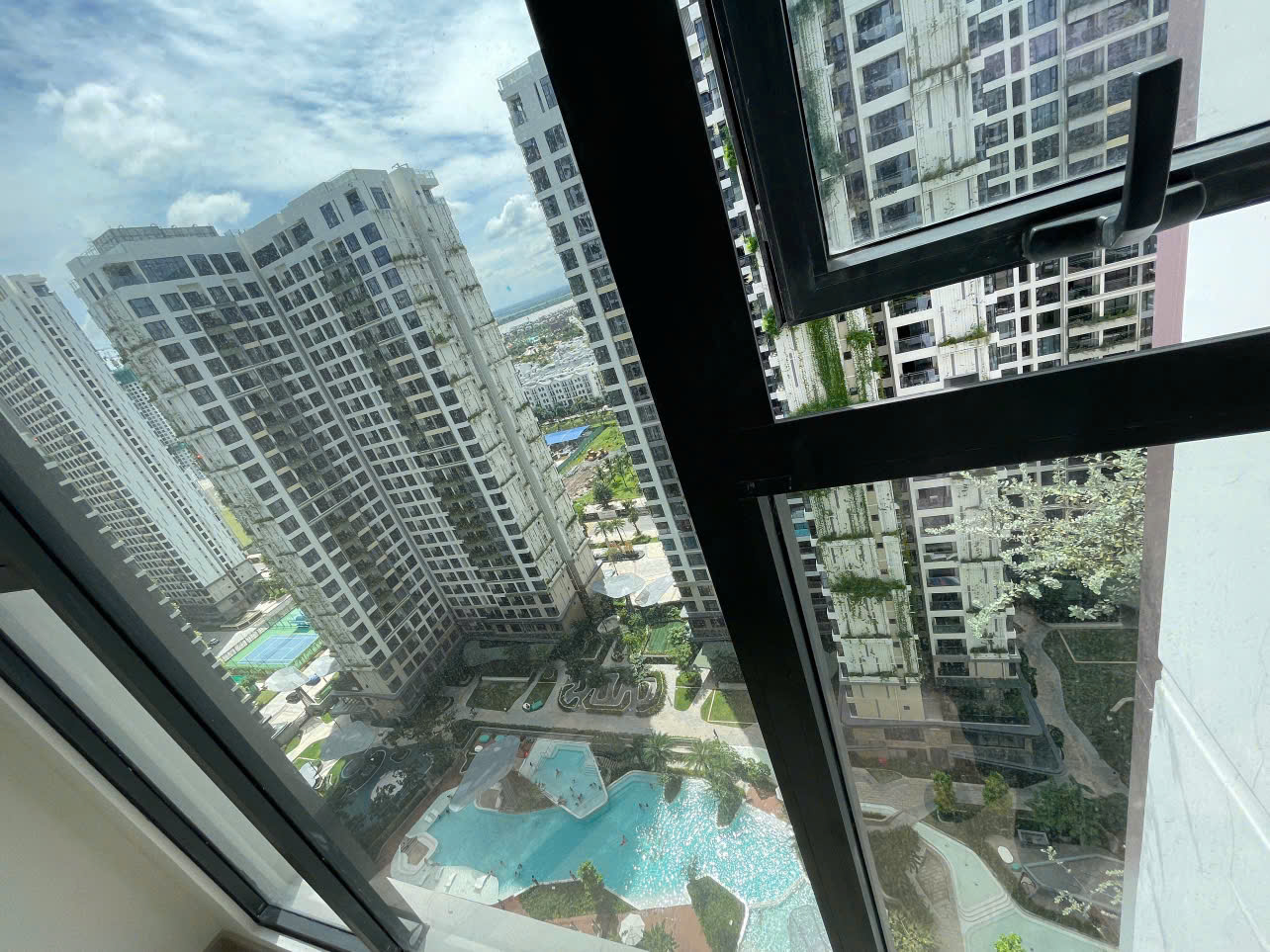 BÁN CĂN HỘ CAO CẤP MASTERI CENTRE POINT – LUMIERE BOULEVARD, QUẬN 9  Giá 3.77 tỷ | View nội khu