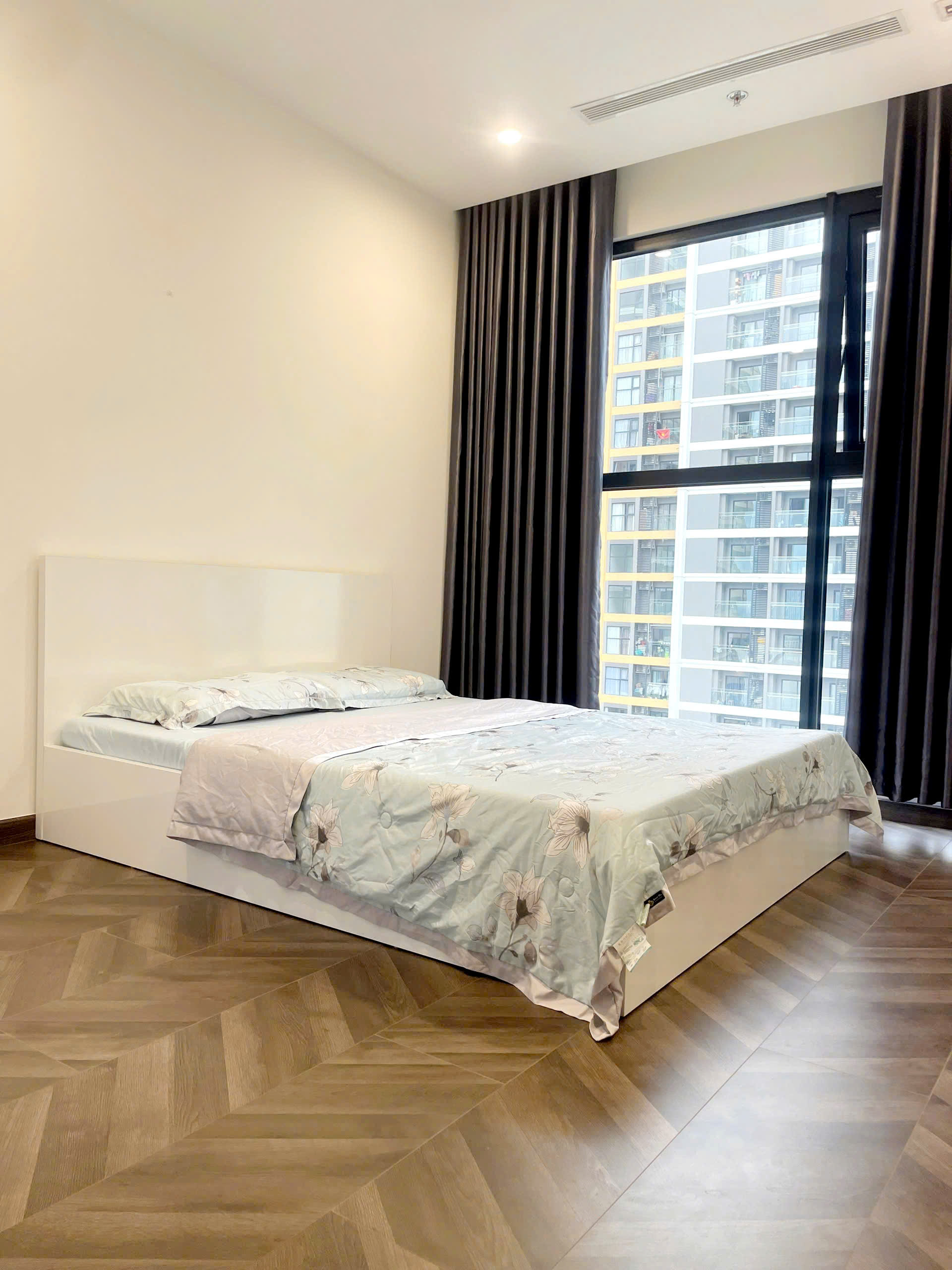 Bán căn hộ 1PN+ The Beverly Vinhomes Grand Park – View nội khu hồ bơi, full nội thất cao cấp