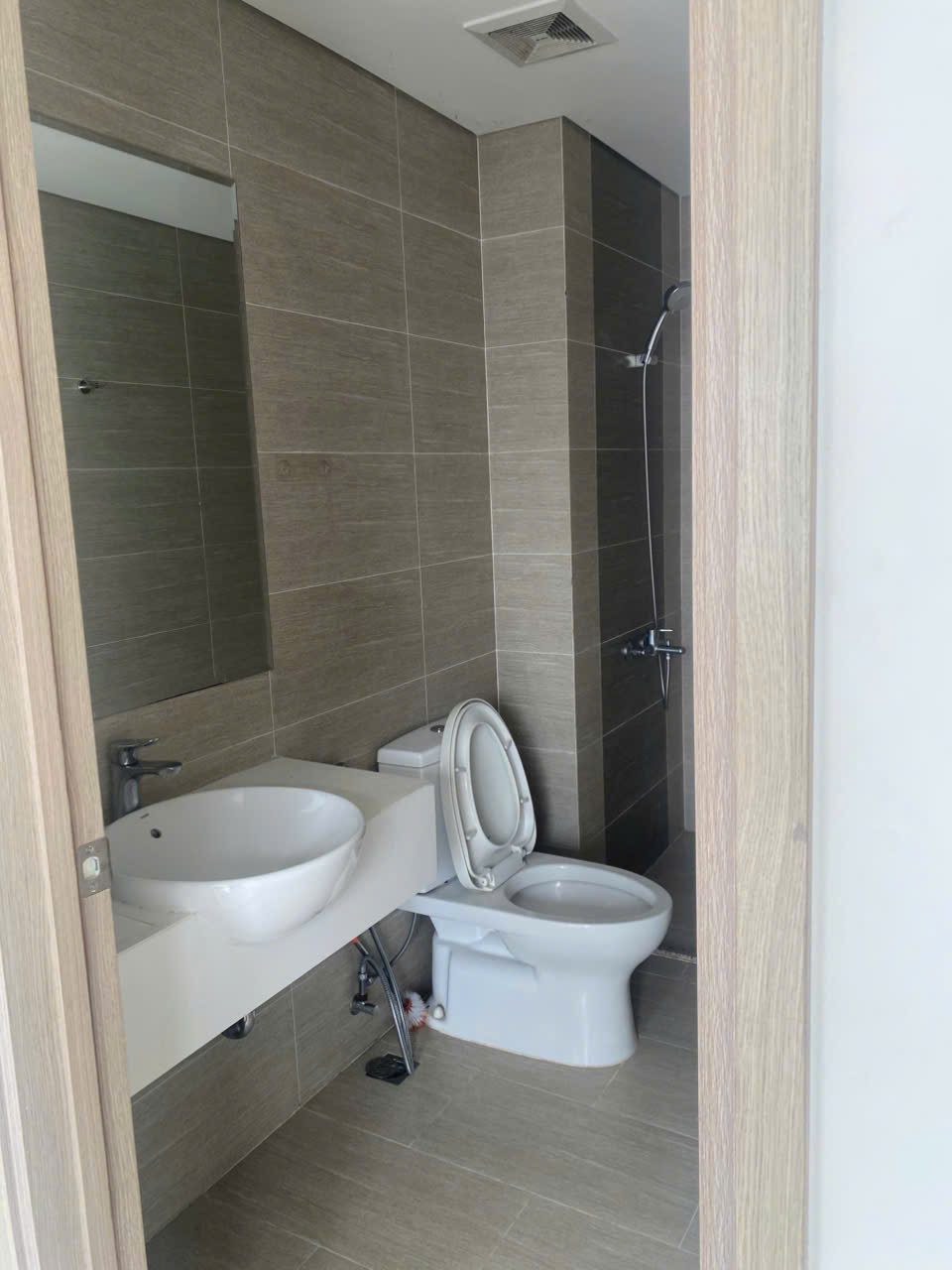 Cho Thuê Gấp Căn Hộ 2PN+ The Rainbow Vinhomes Grand Park - Tầng Cao View Ngoại Khu Không Chắn, Giá Chỉ 6 Triệu/Tháng - ảnh 3