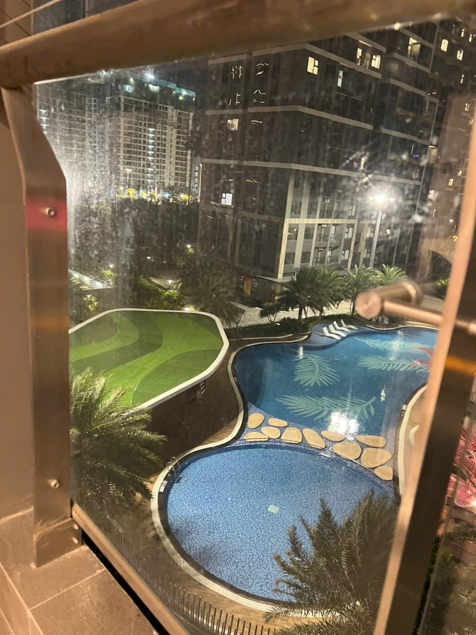 Bán căn hộ 2PN+ The Beverly Solari Vinhomes Grand Park – Full nội thất, view nội khu hồ bơi & mảng xanh