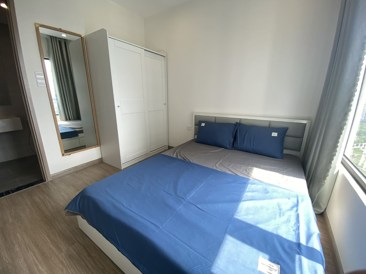 Cho Thuê Căn Hộ 2PN+ The Origami – Vinhomes Grand Park Tầng Cao | View Nội Khu Hồ Bơi | Thoáng Mát | Full Nội Thất Cao Cấp