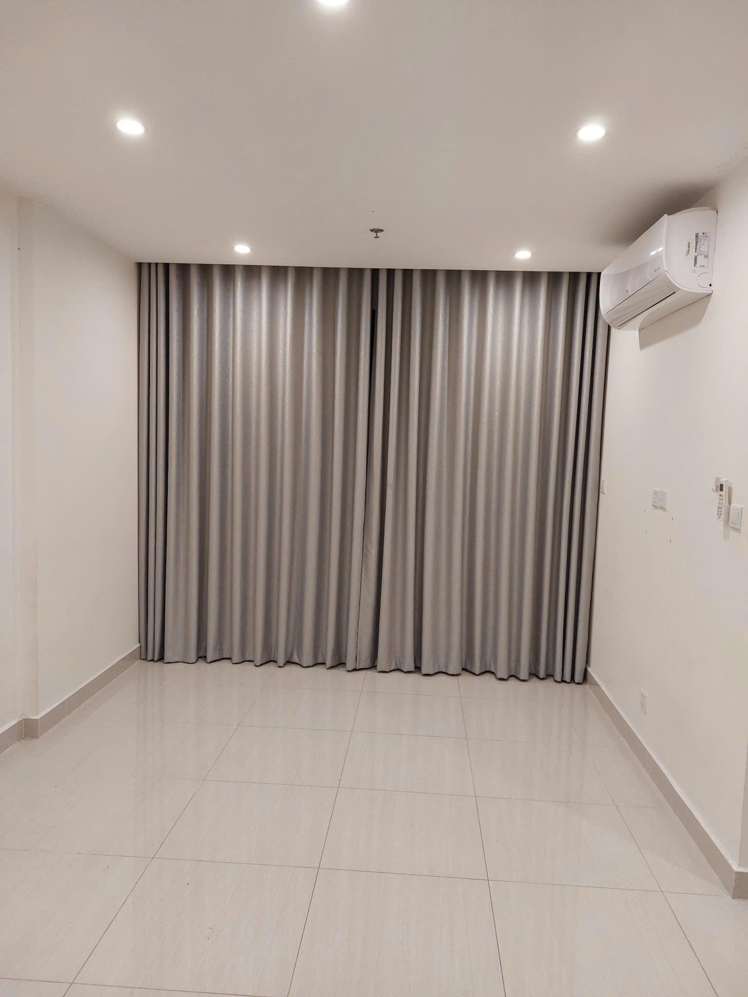 Cho thuê căn hộ Vinhomes Grand Park 3PN – The Rainbow – Nội thất cơ bản – Giá 9 triệu/tháng - ảnh 7