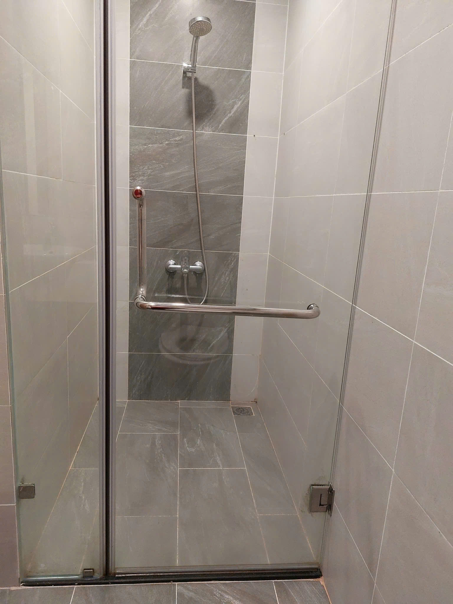 Cho thuê căn hộ Vinhomes Grand Park 3PN – The Rainbow – Nội thất cơ bản – Giá 9 triệu/tháng - ảnh 10