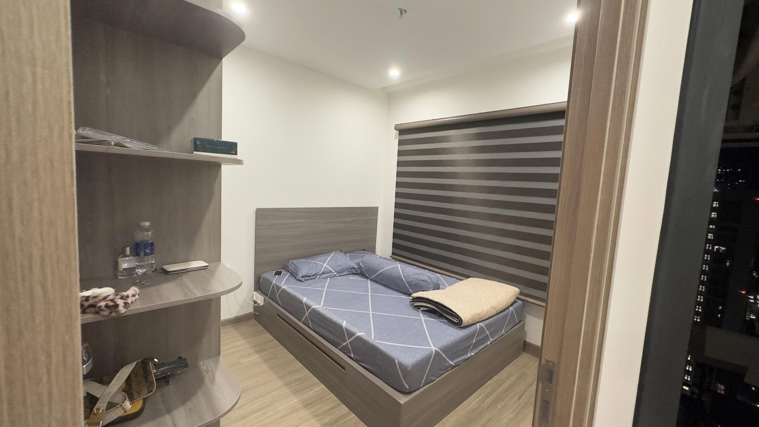 Căn Hộ Full Nội Thất Gỗ – Tầng Cao Thoáng Đã, Ở Sang – Đầu Tư Tốt Vinhomes Grand Park | Phân Khu The Origami – Quận 9