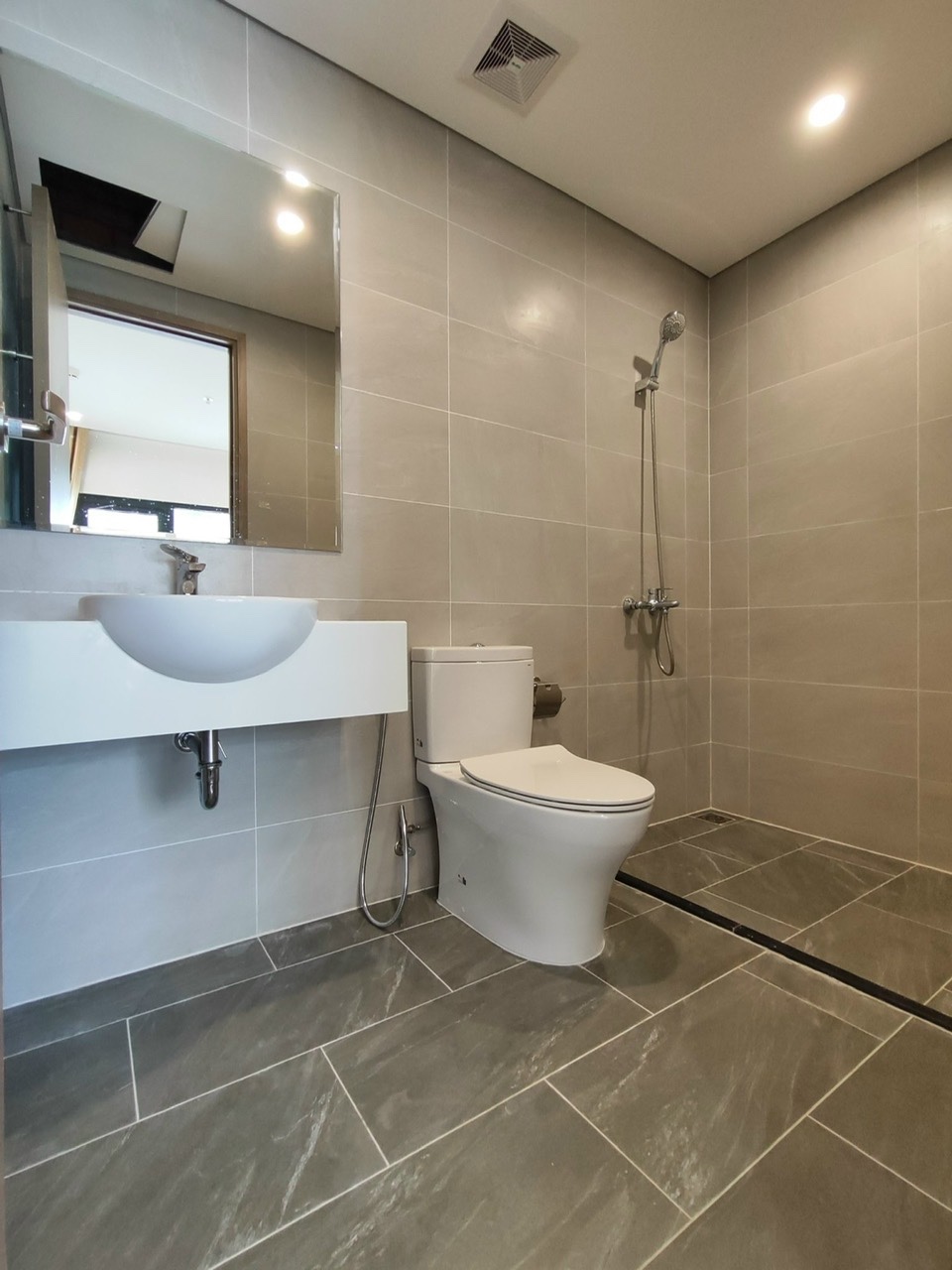 Cho Thuê Căn Hộ 2PN 2WC The Beverly Solari – Vinhomes Grand Park – Hoàn Thiện Cơ Bản – Giá Chỉ 8 Triệu/Tháng - ảnh 5