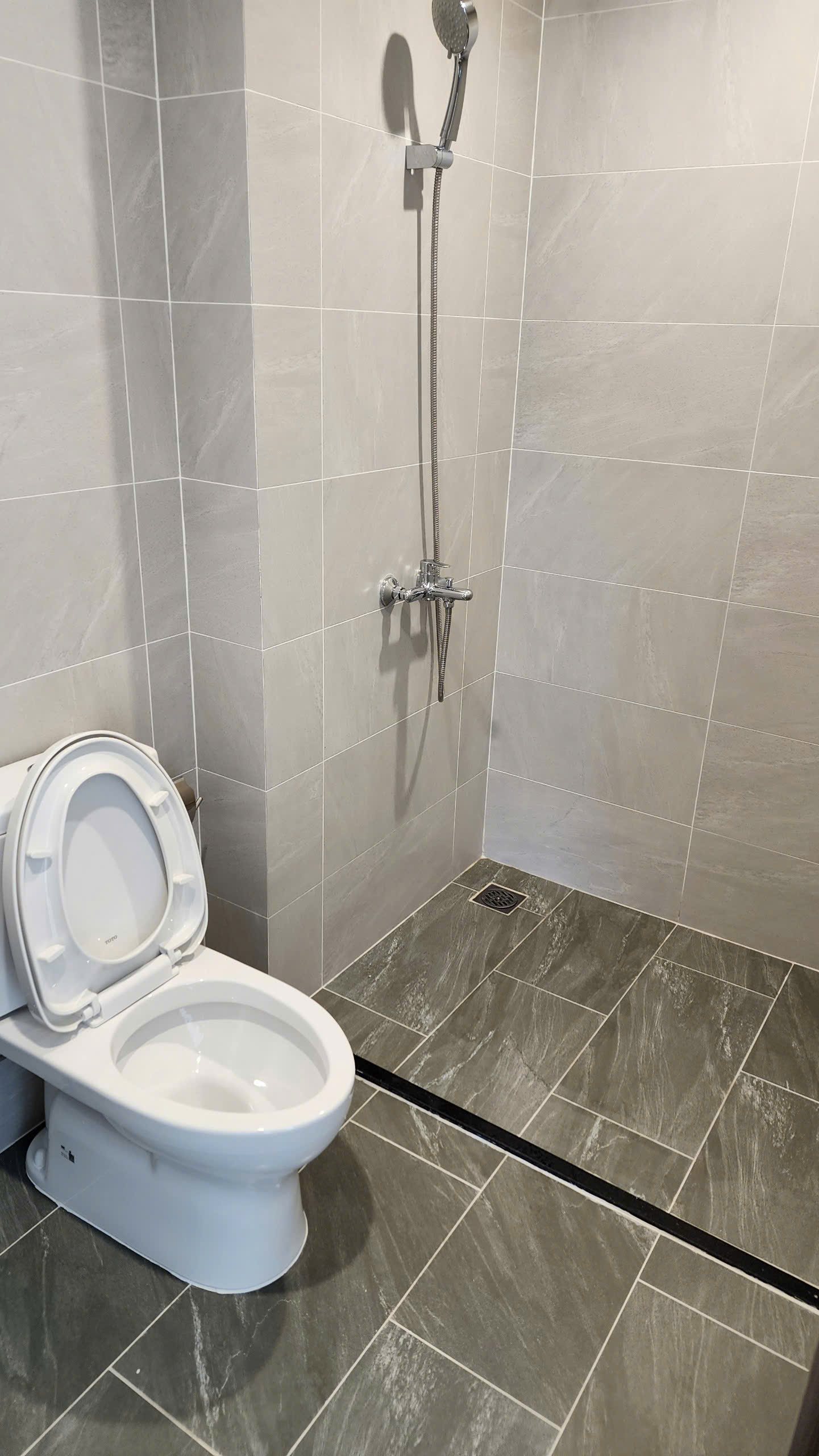 Bán Căn Hộ Studio Tòa BS11 The Beverly Solari – Tầng Cao View Thoáng Mát – Tự Do Decor – Giá 2.1 Tỷ