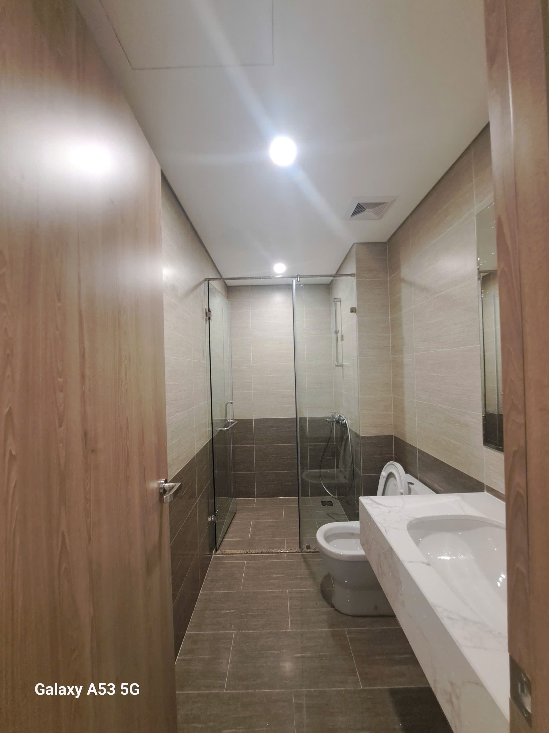 Siêu phẩm 2PN+ Tòa GH1 Glory Heights - Vị trí VIP kế cận Vincom - Nội thất Bếp Rèm. - ảnh 4