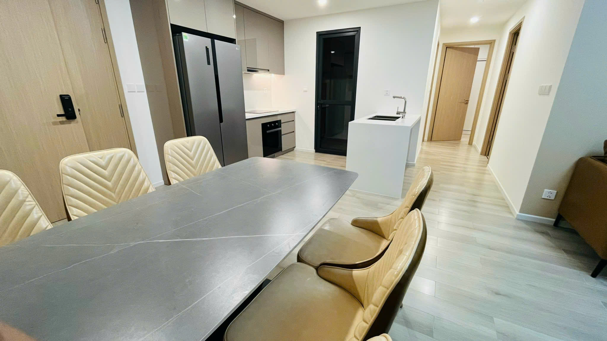 Bán căn Masteri Centre Point | 2PN 2WC | Full nội thất cao cấp | Hướng Đông Bắc | Giá 5.50 Tỷ. - ảnh 7