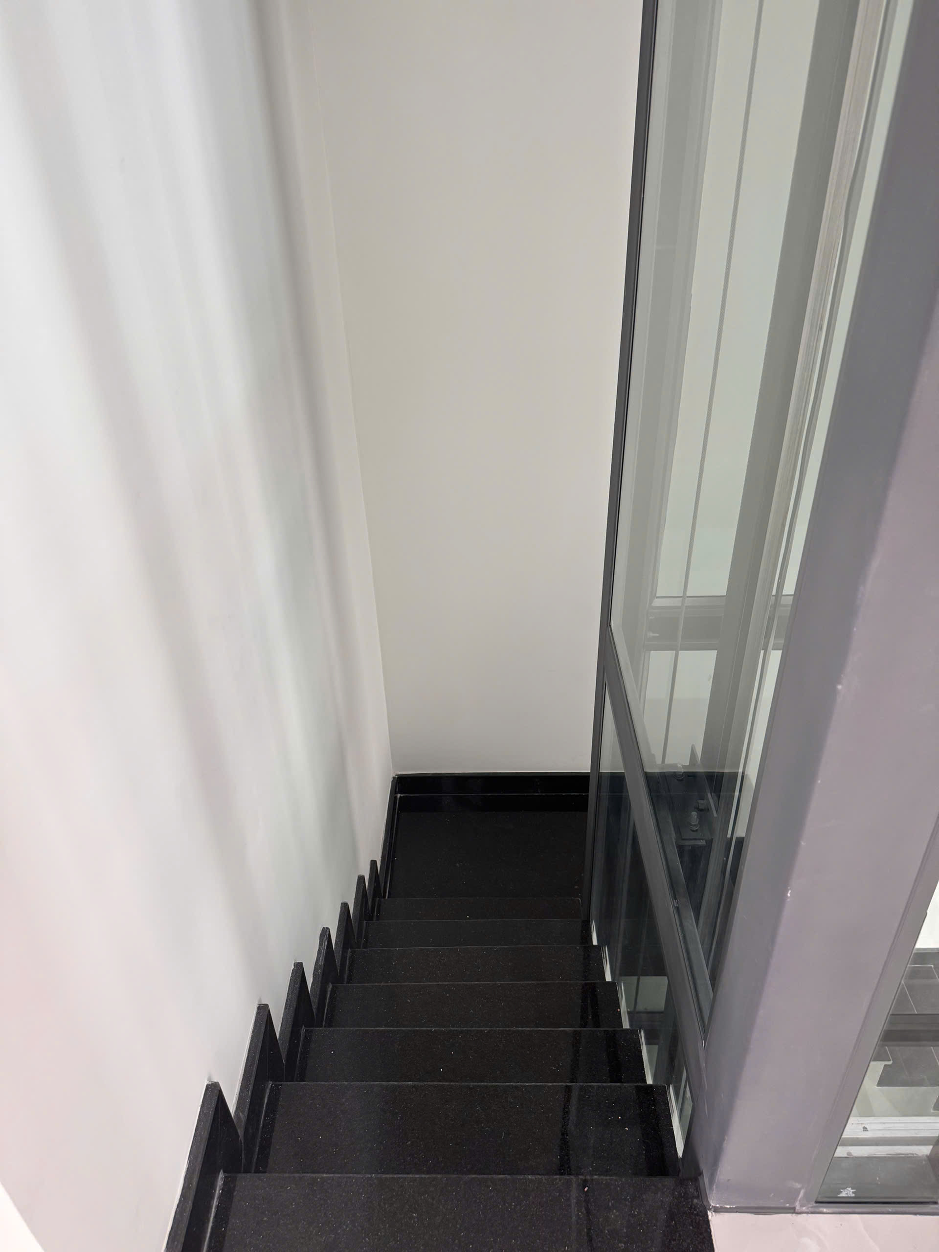 Cho thuê nhà phố The Manhattan Vinhomes Grand Park 84m² 1 trệt 4 lầu 35 triệu/tháng - ảnh 2