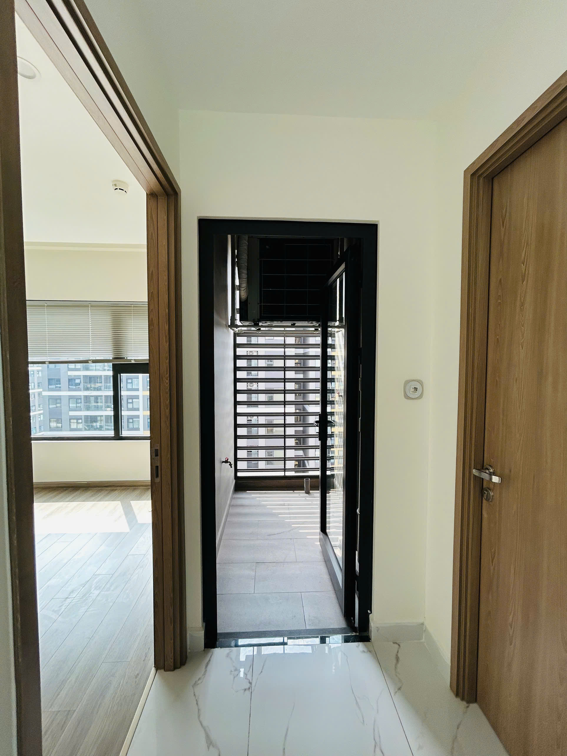 BÁN CĂN HỘ 2PN+ GIÁ RẺ NHẤT THỊ TRƯỜNG 4.050 TỶ ALL IN – VIEW SÔNG ĐỒNG NAI, NHÀ TRỐNG - ảnh 3