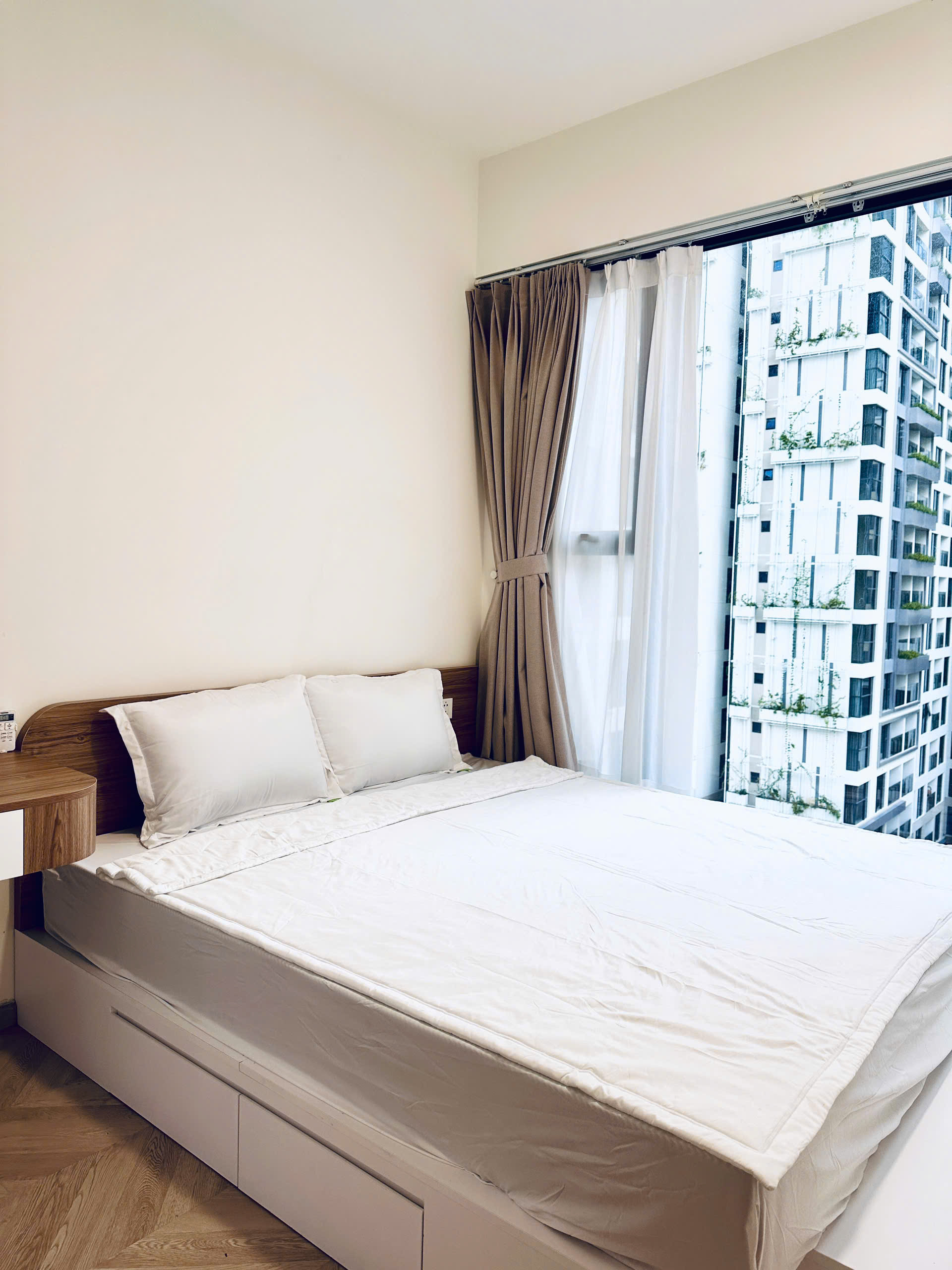 BÁN CĂN HỘ 2PN 2WC VIEW HỒ BƠI LUMIERE BOULEVARD - VINHOMES GRAND PARK – FULL NỘI THẤT XỊN, SỔ SẴN - ảnh 3