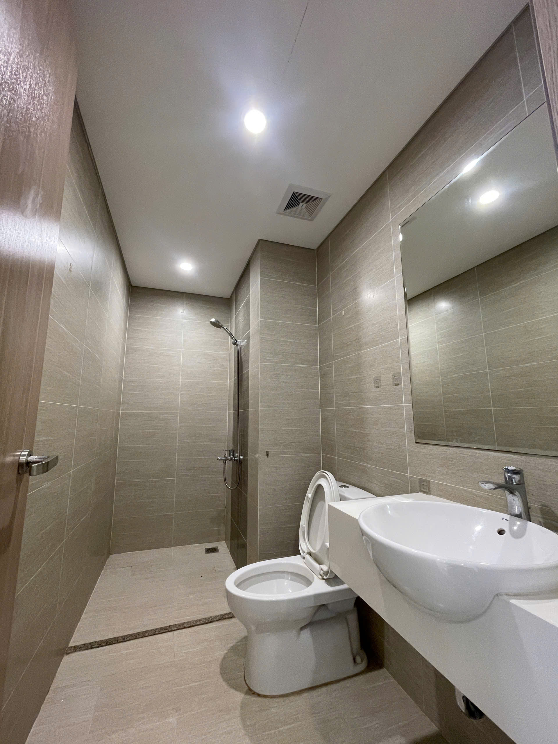 BÁN GẤP 1PN+ VƯỜN NHẬT S6 SẲN SỔ Ở LIỀN TẠI VINHOMES GRAND PARK QUẬN 9