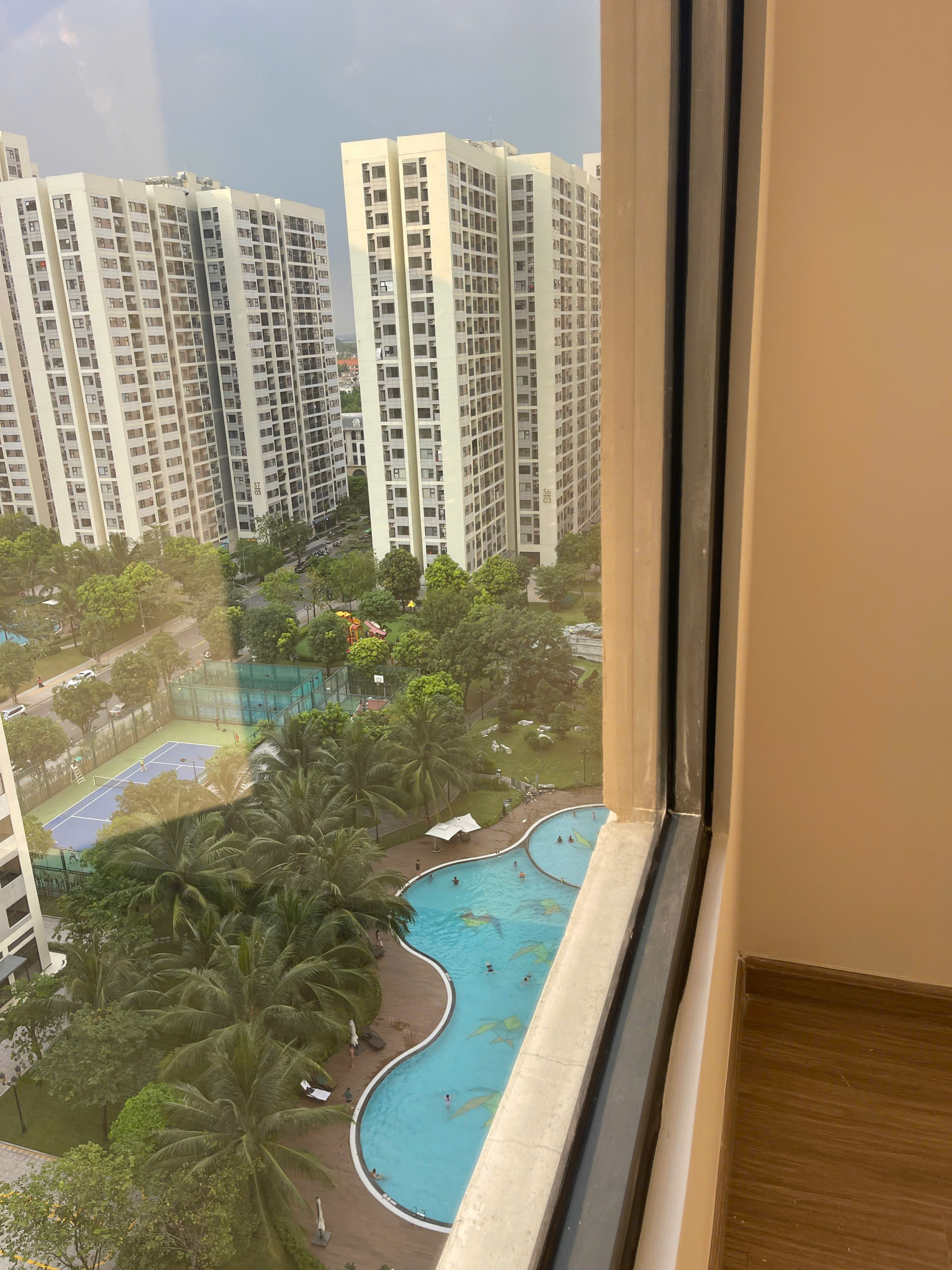 BÁN GẤP 1PN+ VƯỜN NHẬT S6 SẲN SỔ Ở LIỀN TẠI VINHOMES GRAND PARK QUẬN 9