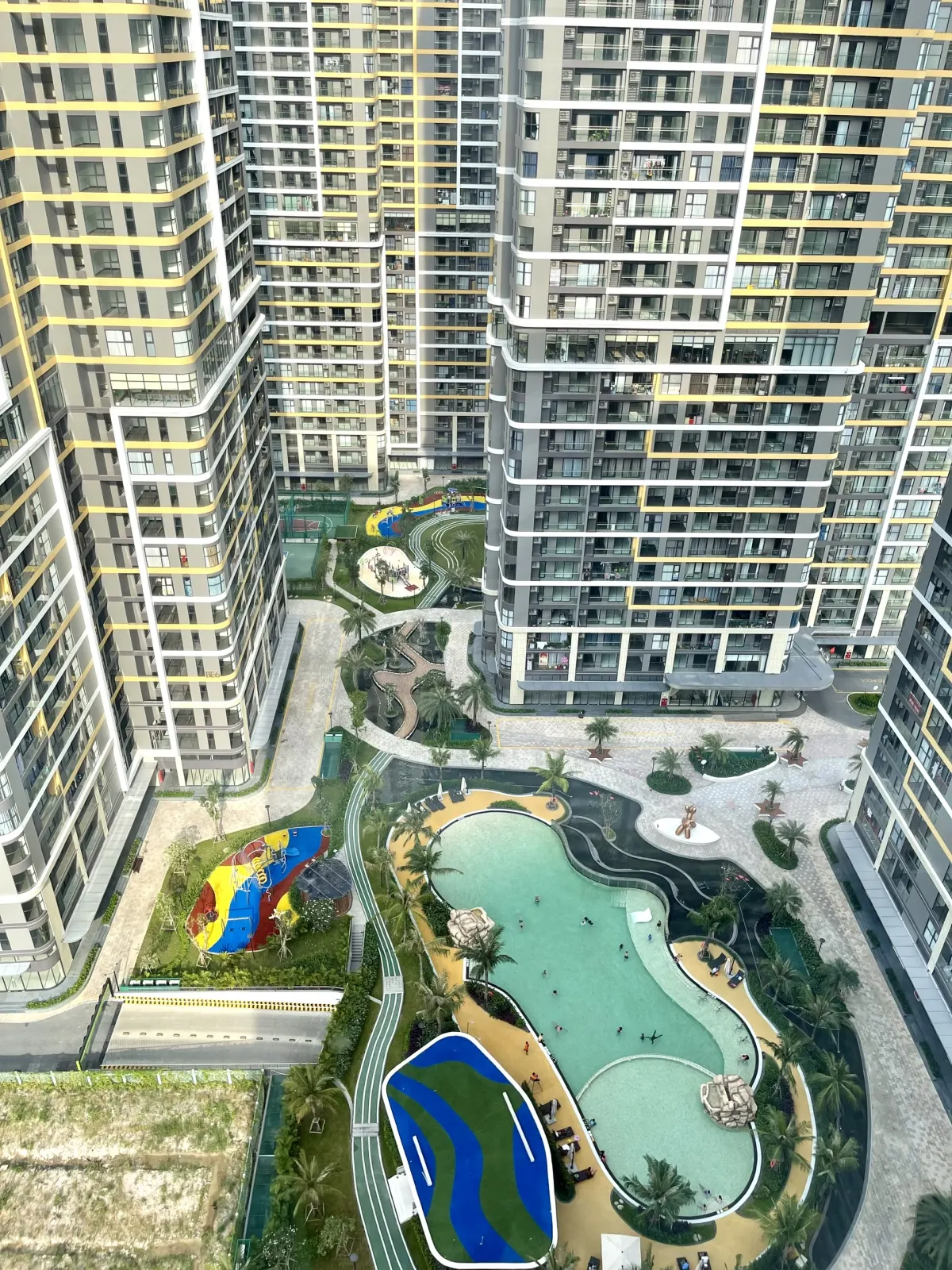 Bán Căn hộ 2PN The Beverly - "View Kép" Sông Đồng Nai & Hồ Bơi Resort - Bếp Rèm - 5.6 Tỷ