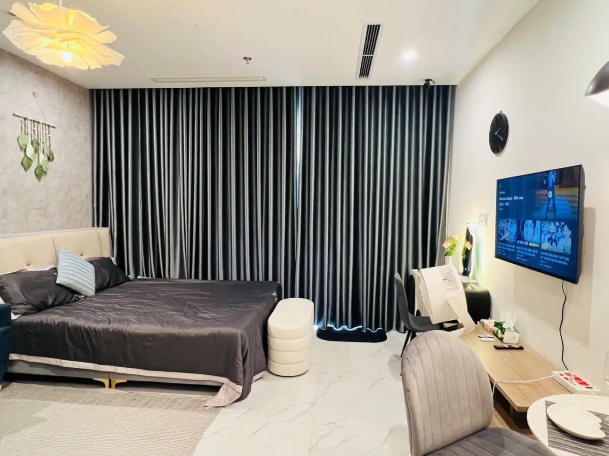 Cho thuê căn hộ Studio phân khu The Opus One, Vinhomes Grand Park(Quận 9). Full nội thất cao cấp cực đẹp, xách vali vào ở ngay. Giá cực tốt với 9 triệu/tháng. Xem nhà ngay