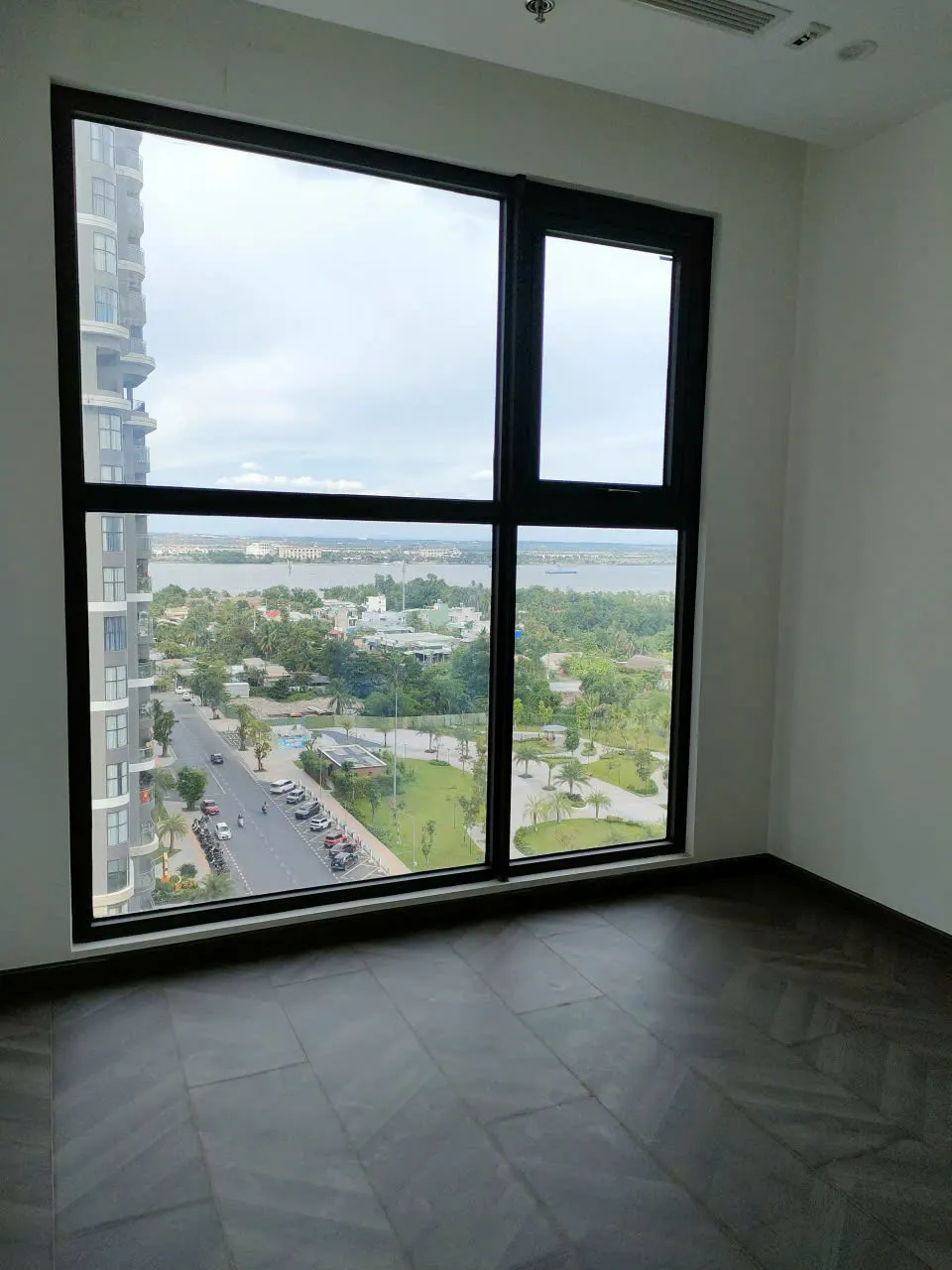 BÁN căn hộ 3PN The Beverly - giá 9.3 tỷ btp - ảnh 3