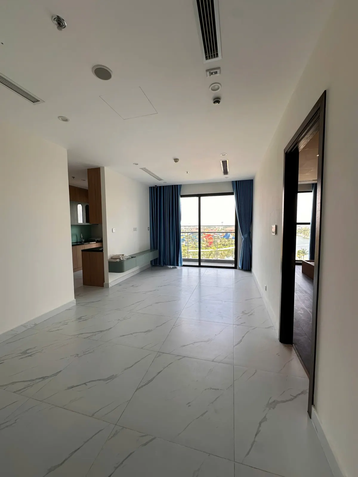 BÁN - 3PN THE BEVERLY - 100M² - 9.8 TỶ BTP - ảnh 2