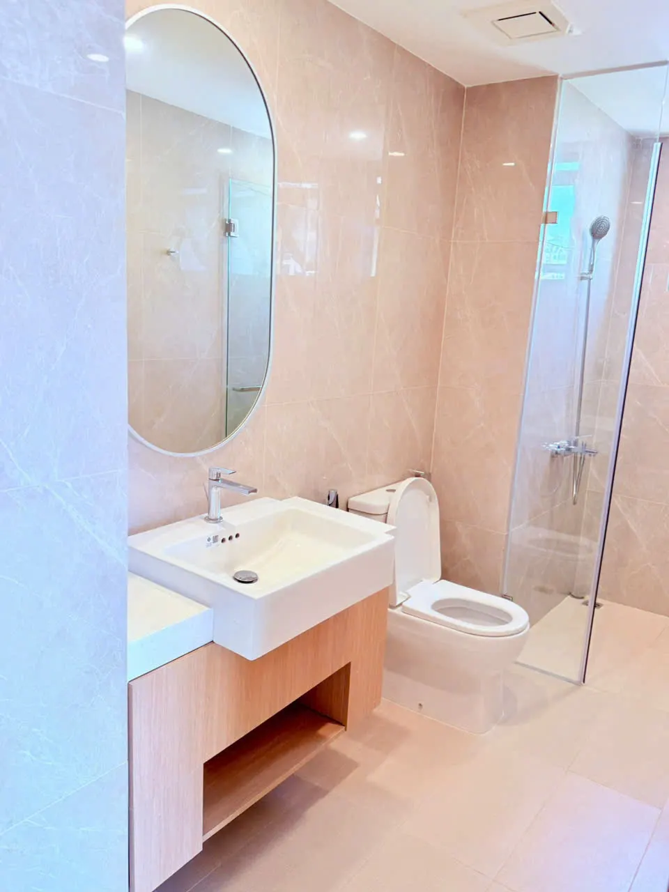 BÁN - 3PN LUMIERE BOULEVARD - BẾP RÈM - VIEW CÔNG VIÊN - 8.6 TỶ