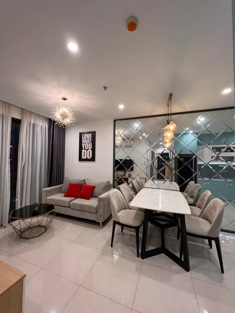 CHO THUÊ CĂN HỘ 3PN FULL NỘI THẤT CAO CẤP – THE RAINBOW, VINHOMES GRAND PARK