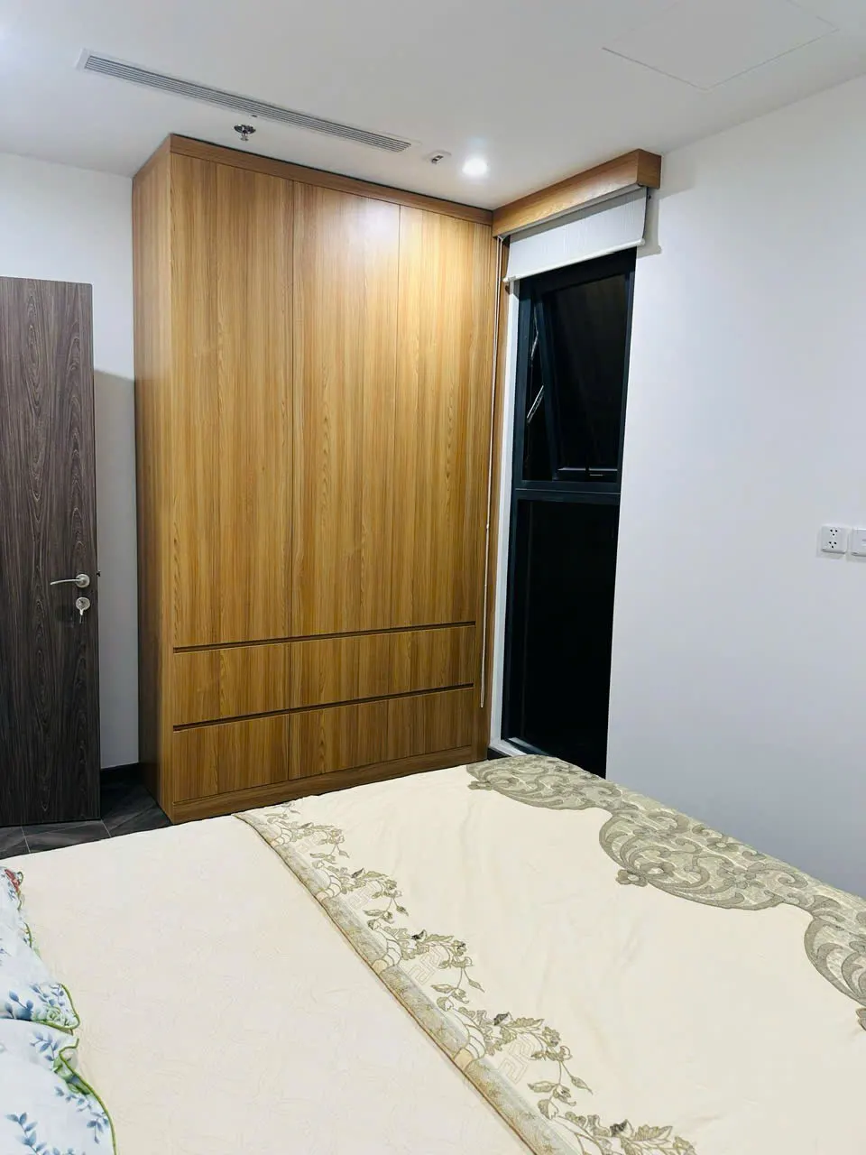 CHO THUÊ CĂN HỘ 3PN THE BEVERLY - FULL NỘI THẤT - GIÁ 22 TRIỆU/THÁNG - ảnh 8