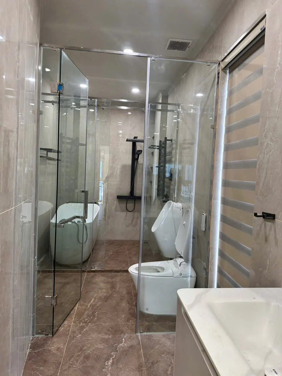 CHO THUÊ - Biệt thự full nội thất Vinhomes Grand Park- gái 135tr/tháng - ảnh 8
