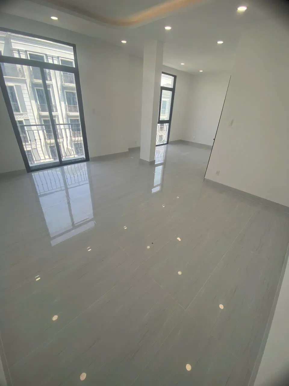 CHO THUÊ NHÀ PHỐ 96M2 CÓ THANG MÁY CÓ MÁY LẠNH TẠI VINHOMES GRAND PARK- GIÁ 32TR/THÁNG - ảnh 11