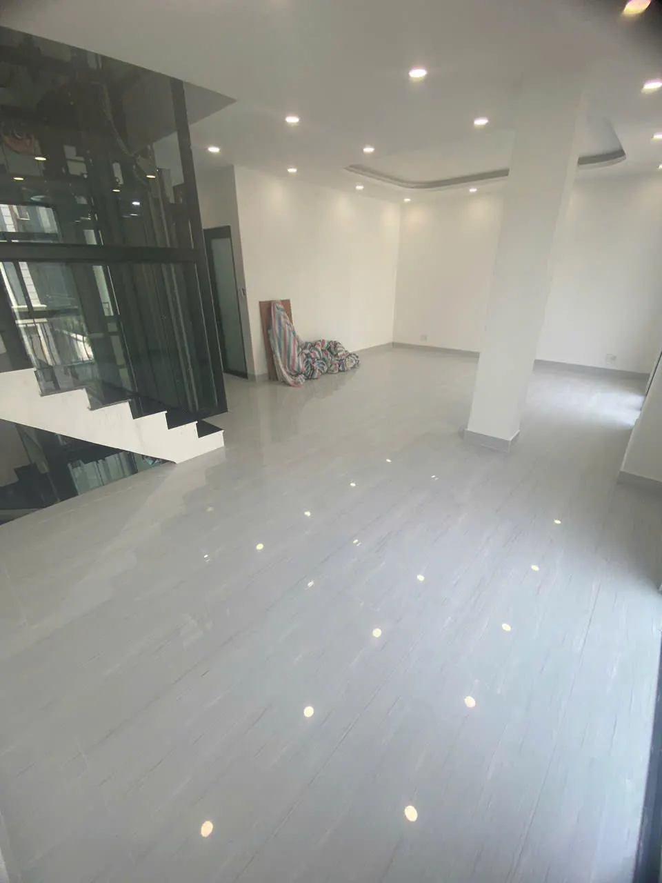 Cho thuê tầng trệt 84m2 Vinhomes Grand Park - Giá 10tr/tháng - ảnh 7