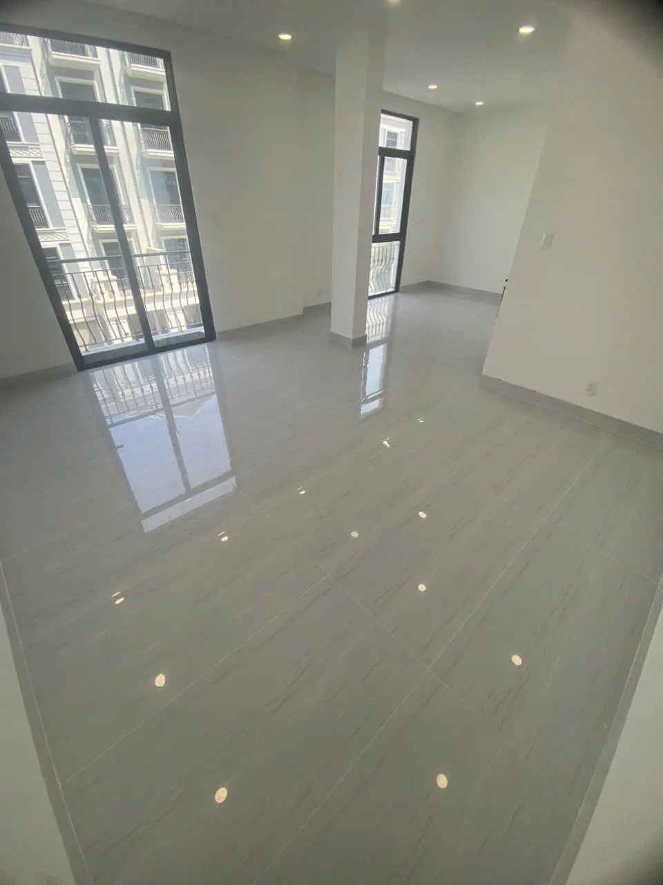 CHO THUÊ NHÀ PHỐ 96M2 CÓ THANG MÁY CÓ MÁY LẠNH TẠI VINHOMES GRAND PARK- GIÁ 32TR/THÁNG - ảnh 6