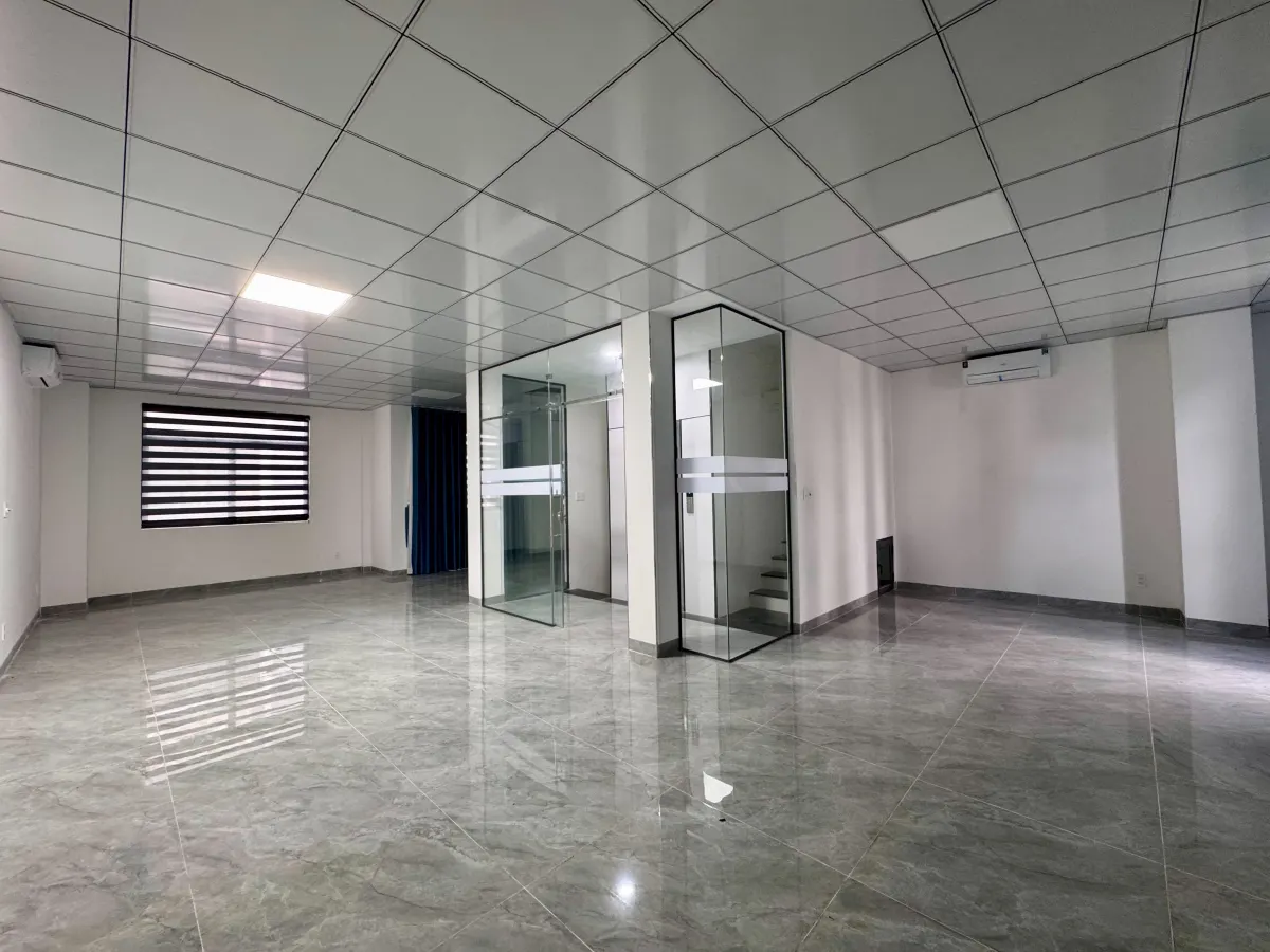 CHO THUÊ NHÀ PHỐ 144M2 đầy đủ thang máy, máy lạnh, lối đi riêng, ngăn phòng tại Vinhomes grand Park - ảnh 6